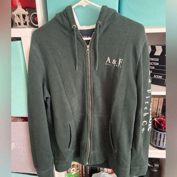 Women’s Abercrombie and Fitch Sweatshirt - Picture 1 of 6
